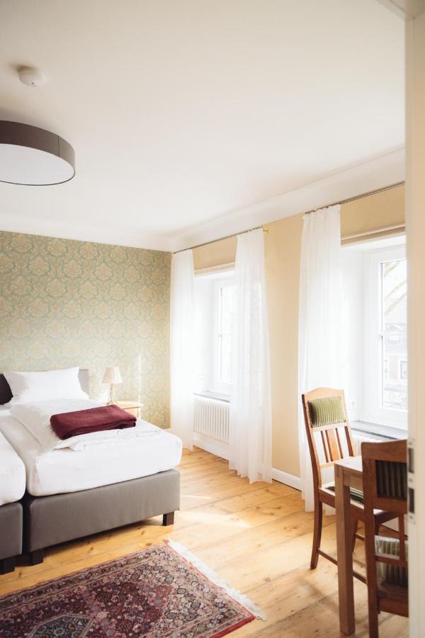 Altes Pfarrhaus Hotel เกลเดิร์น ภายนอก รูปภาพ